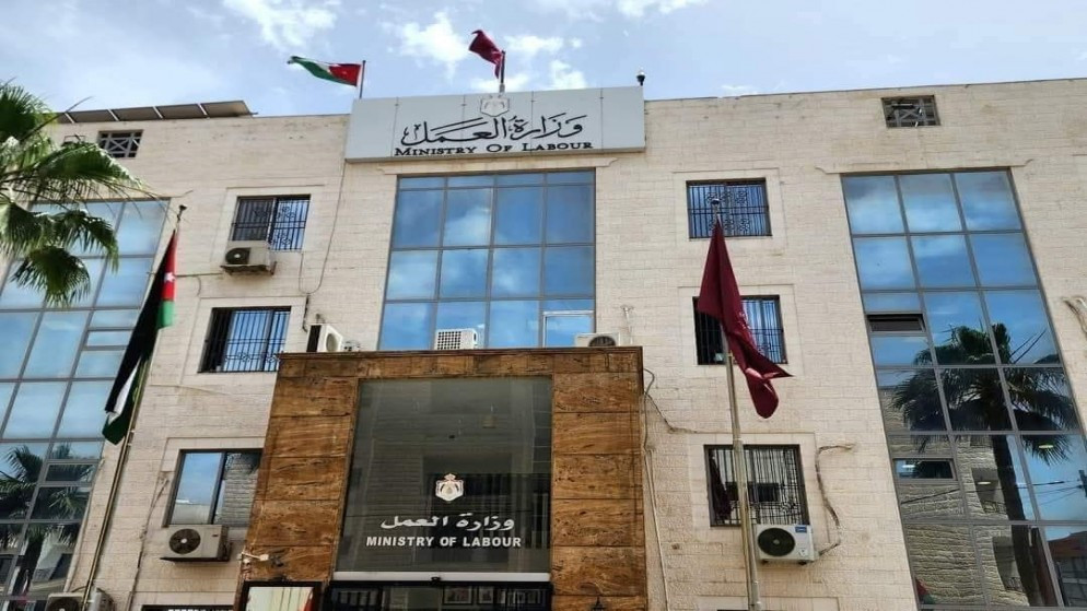 وزير العمل يوجه إلى الإعداد لليوم الوطني للتشغيل 2025