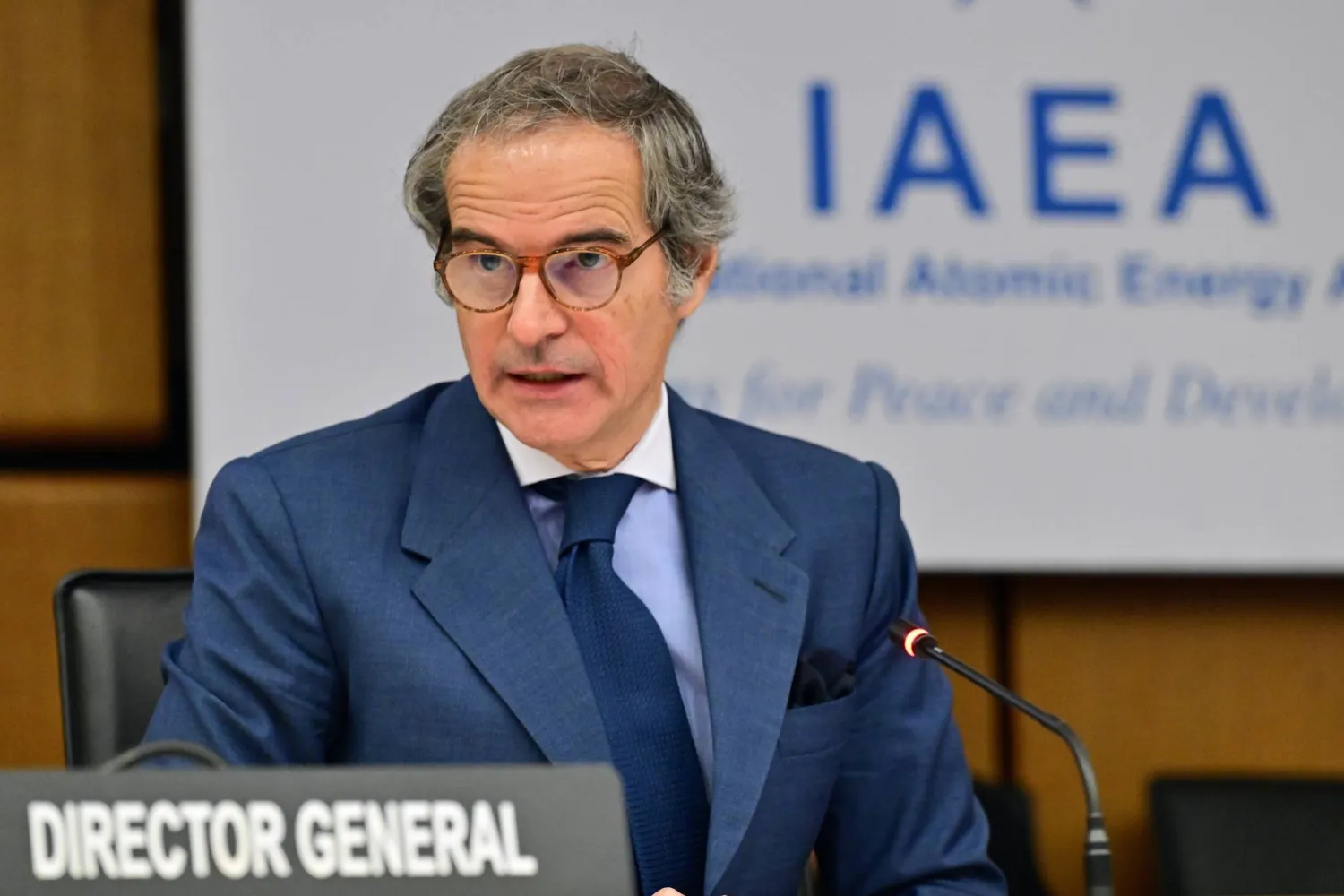 غروسي يُعلن نيته الترشح لمنصب الأمين العام للأمم المتحدة.. ماذا نعرف عنه؟