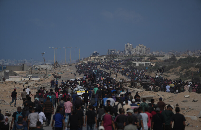 غزة تنهض من تحت الرماد... مئات آلاف الفلسطينيين يعودون من الخيام إلى الركام ورسالتهم: لن نستسلم