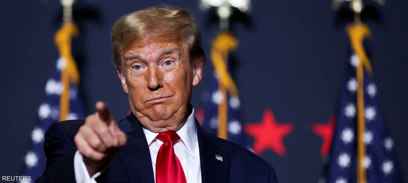 كاتب بريطاني يسخر من ترامب: من نوبل السلام إلى جائزة الحرب