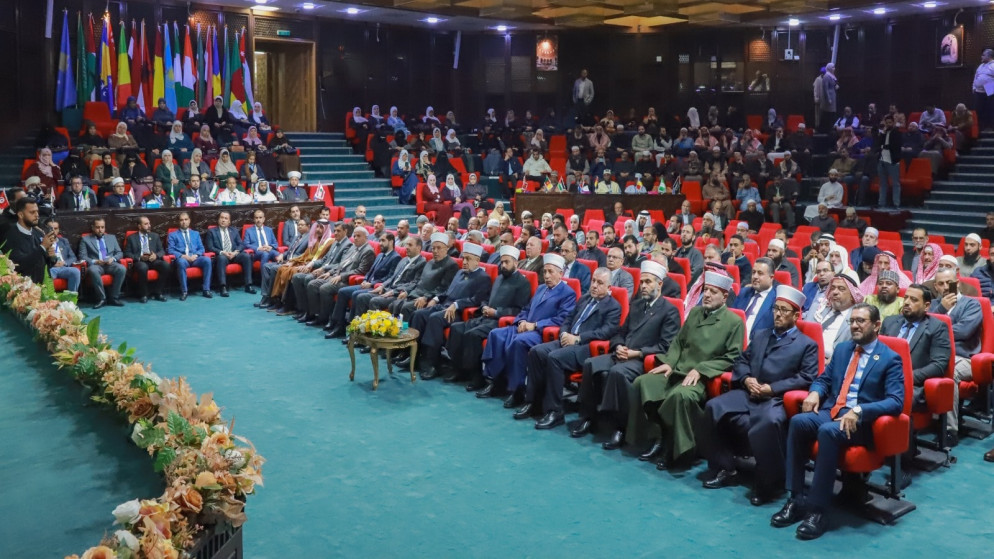 وزارة الأوقاف والشؤون والمقدسات وزير الأوقاف يفتتح الدورة 46 لشرح مضامين رسالة عمان