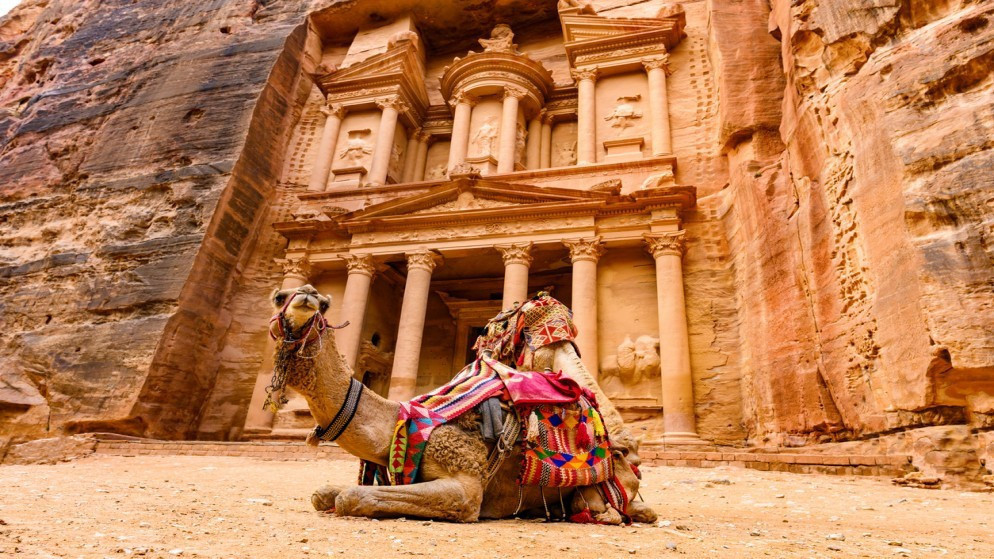 الأجانب يستحوذون على الحصة الأكبر من الزيارات لمدينة البترا منذ بداية العام الحالي