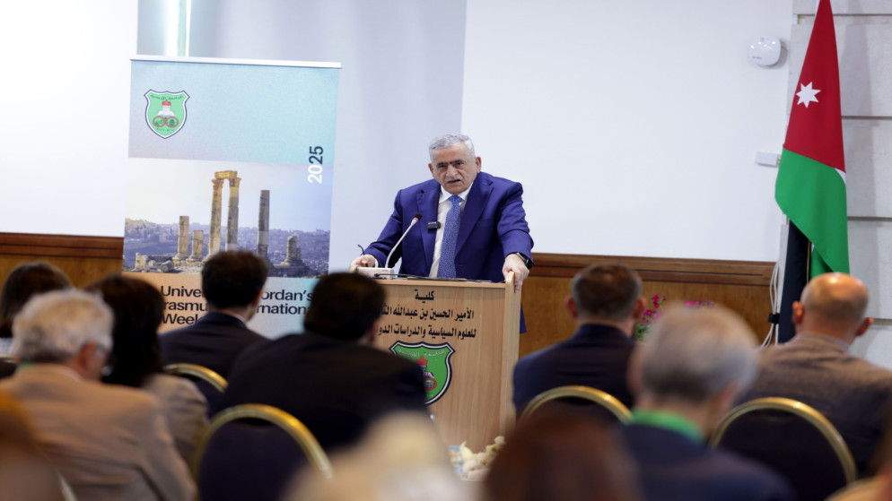 رئيس الجامعة الأردنية: ضرورة التركيز على الأهداف المشتركة للتحول الرقمي في التعليم