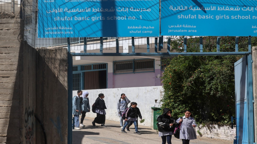 محافظة القدس: إغلاق مدارس الأونروا محاولة لتصفية قضية اللاجئين