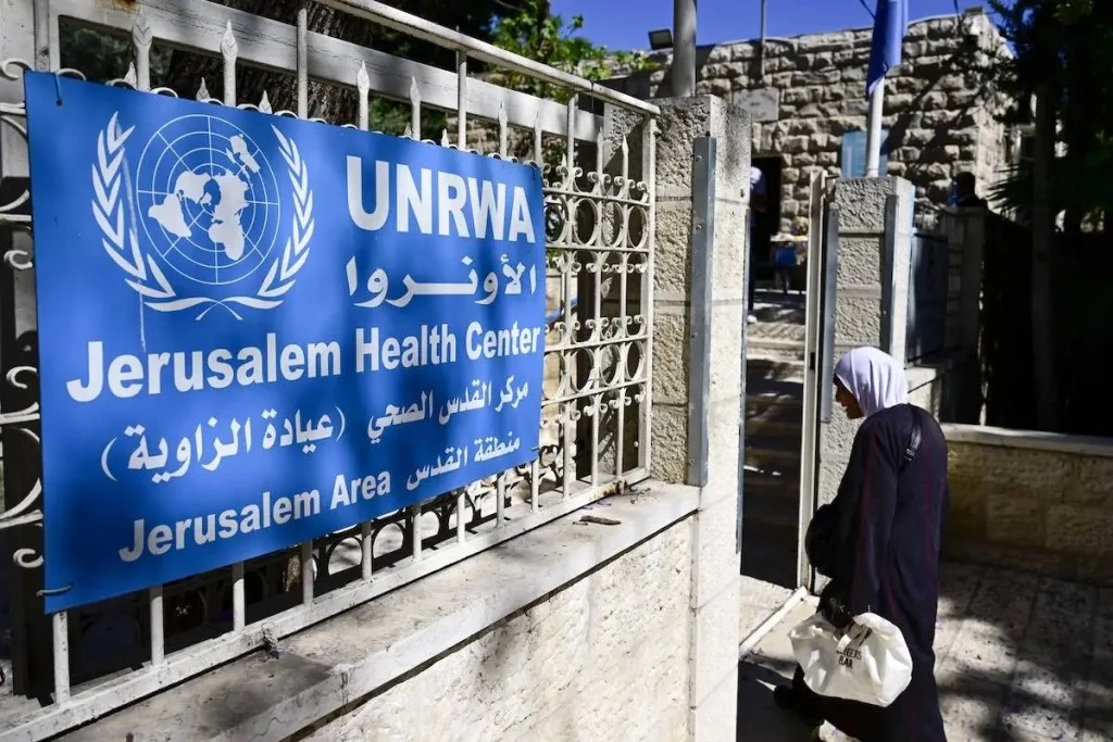 سلطات الاحتلال تغلق 6 مدارس للأونروا في القدس