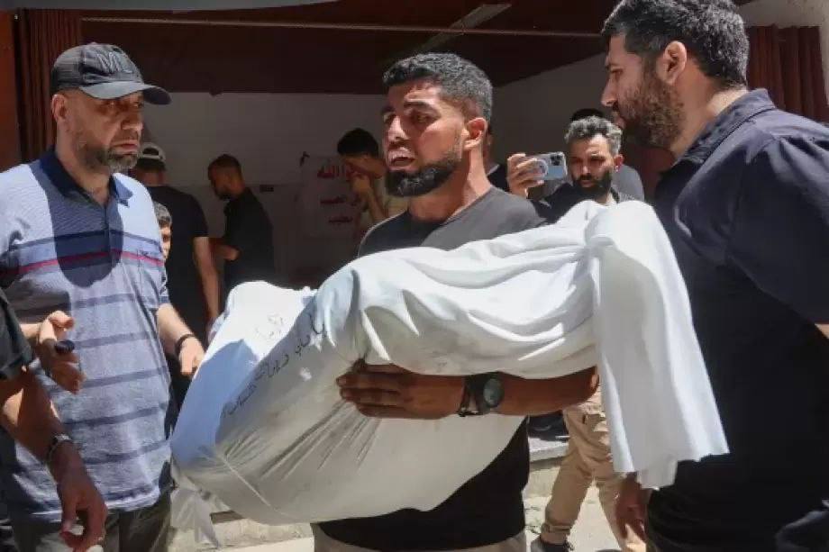 حصيلة دامية في غزة: أكثر من 55 ألف شهيد و128 ألف جريح منذ أكتوبر وسط قصف ومساعدات وهمية