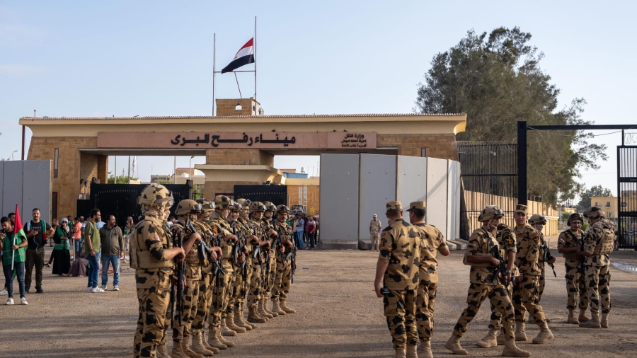 جيش مصر إلى غزة.. اقتراح جديد يُربك الحسابات الإقليمية