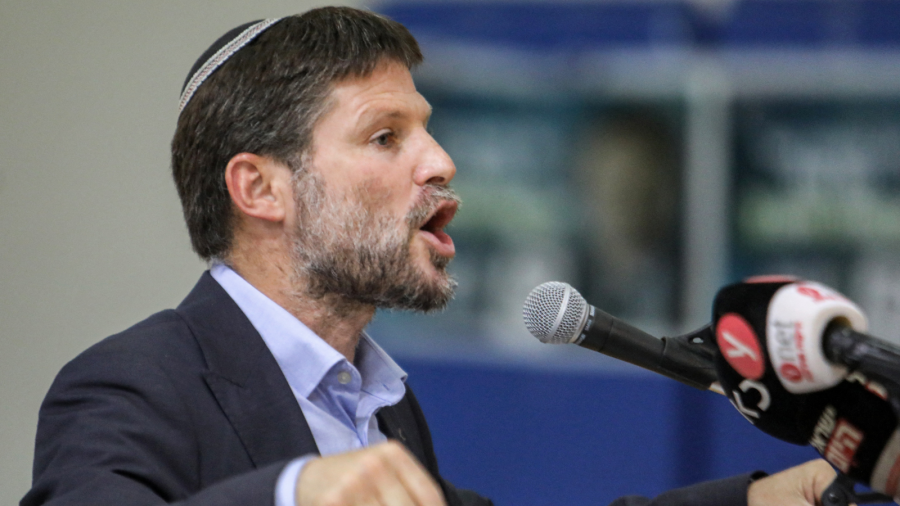 سموتريتش يلوح بضم الضفة وغلق الباب أمام إقامة الدولة الفلسطينية
